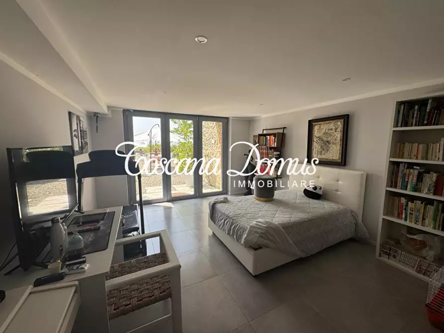 Immagine 44 di Porzione di casa in vendita  a Siena