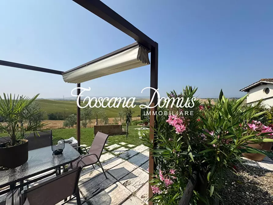 Immagine 13 di Porzione di casa in vendita  a Siena