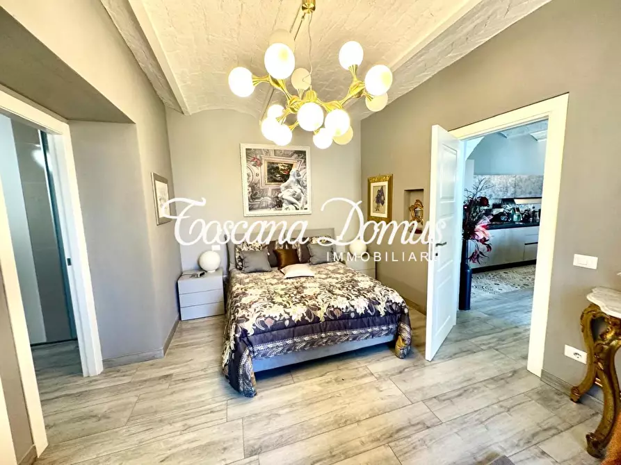 Immagine 34 di Porzione di casa in vendita  a Siena