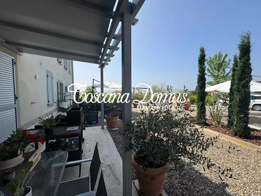 Immagine 6 di Porzione di casa in vendita  a Siena