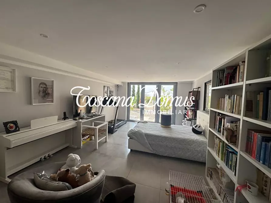 Immagine 47 di Porzione di casa in vendita  a Siena