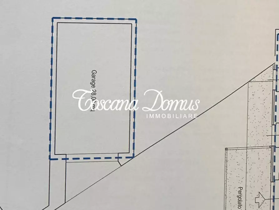 Immagine 51 di Porzione di casa in vendita  a Siena