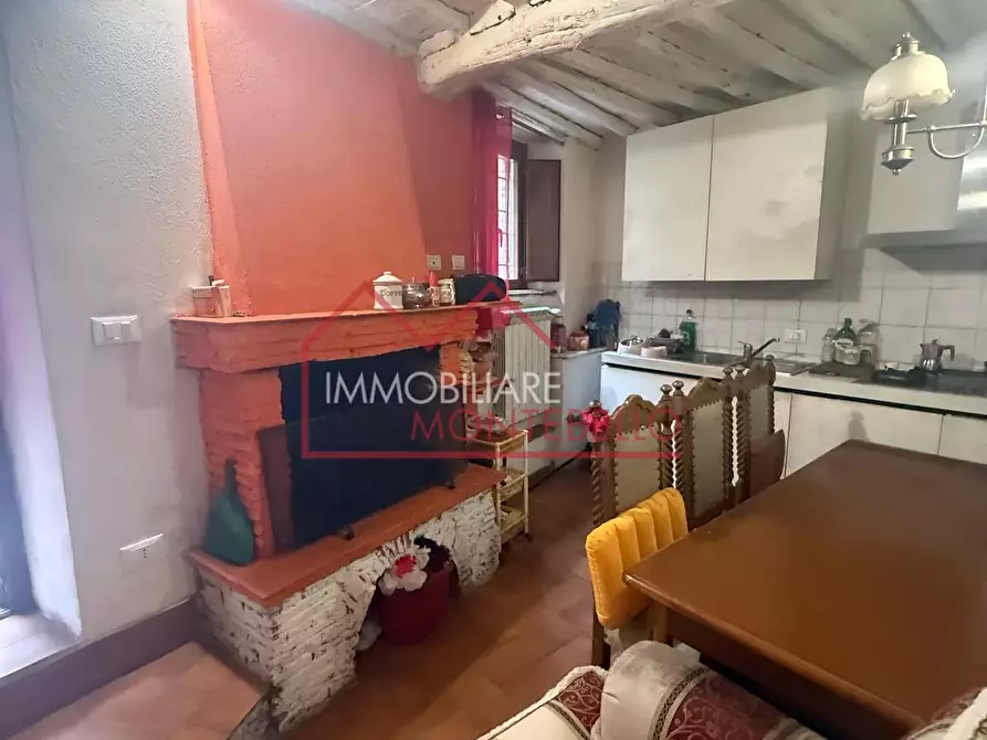 Immagine 29 di Terratetto in vendita  a Camaiore