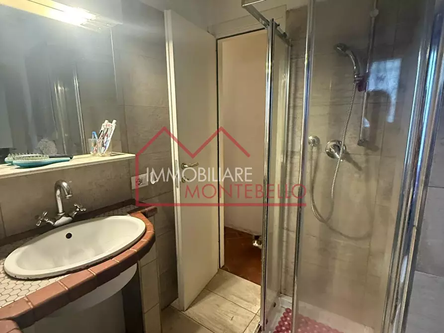 Immagine 33 di Terratetto in vendita  a Camaiore