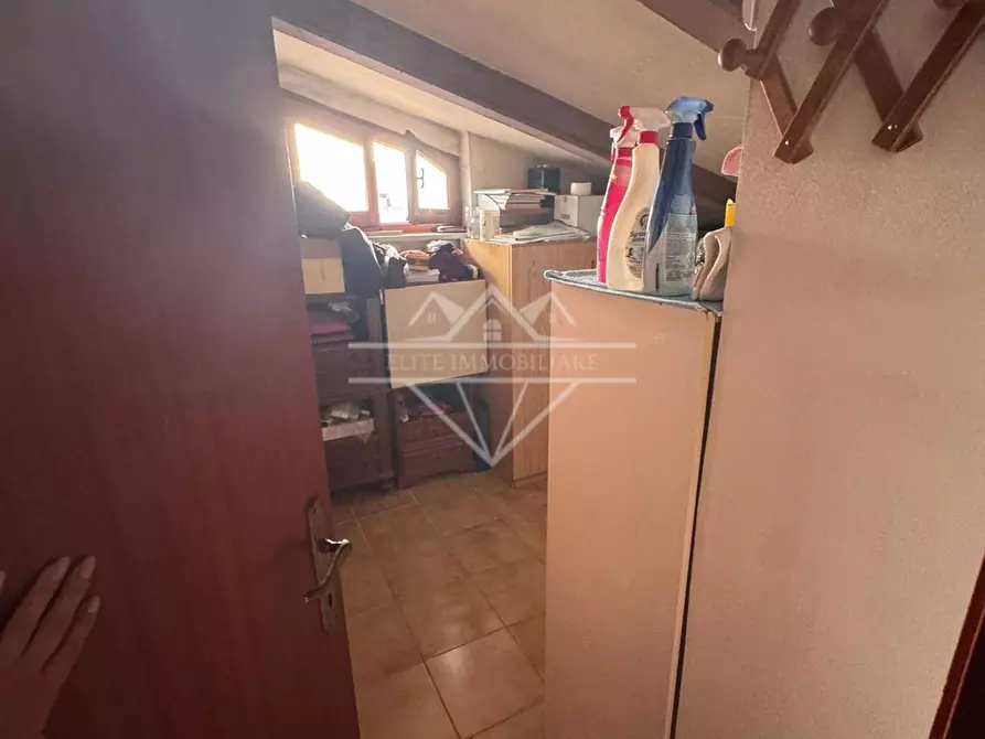 Immagine 25 di Villetta a schiera in vendita  a Carrara