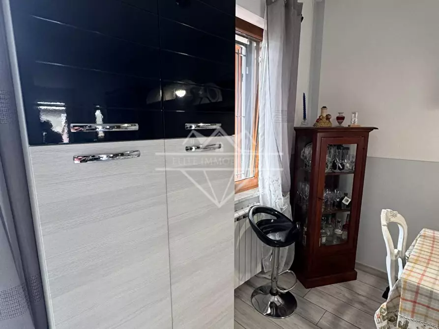 Immagine 3 di Villetta a schiera in vendita  a Carrara