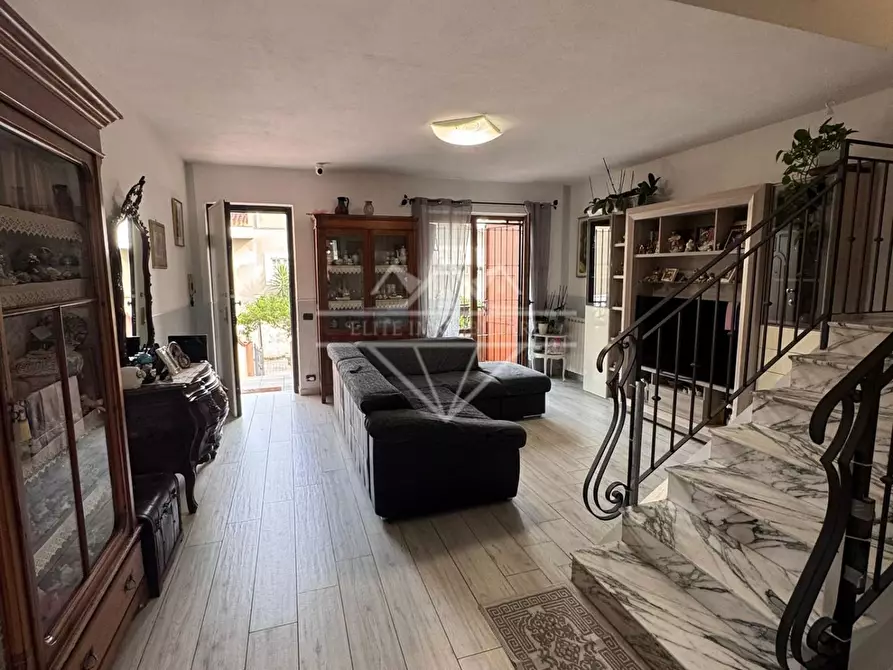 Immagine 10 di Villetta a schiera in vendita  a Carrara