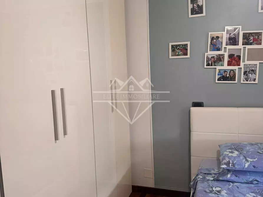 Immagine 16 di Villetta a schiera in vendita  a Carrara