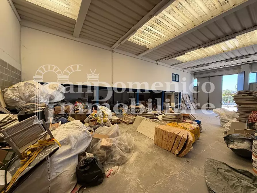 Immagine 8 di Attività artigianale in vendita  a Pisa