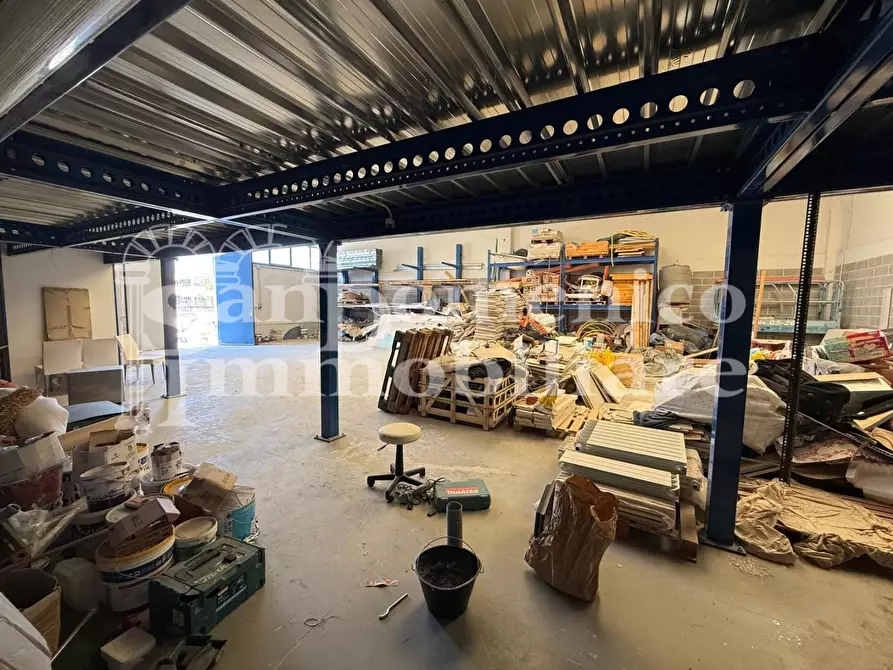 Immagine 10 di Attività artigianale in vendita  a Pisa