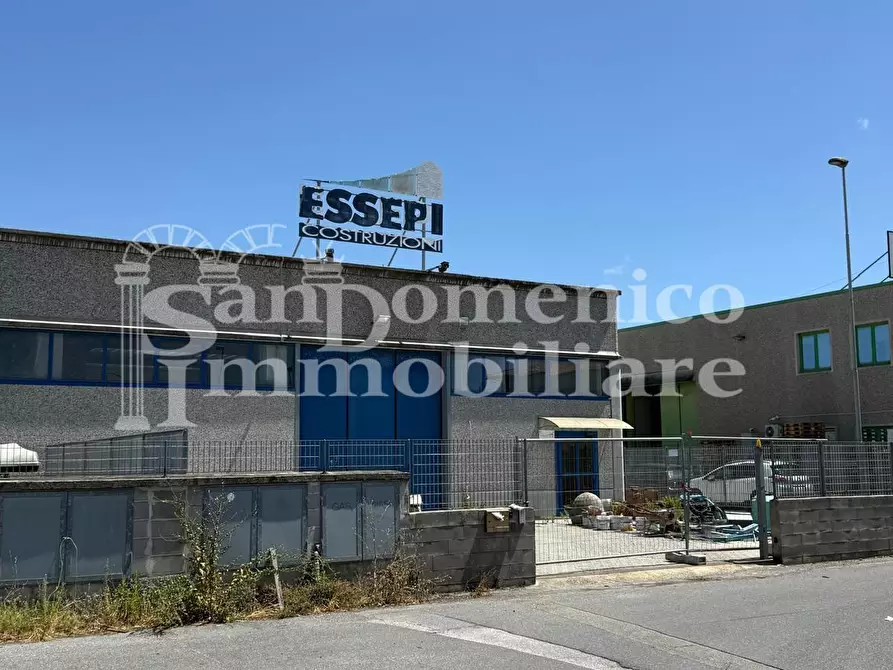 Immagine 3 di Attività artigianale in vendita  a Pisa