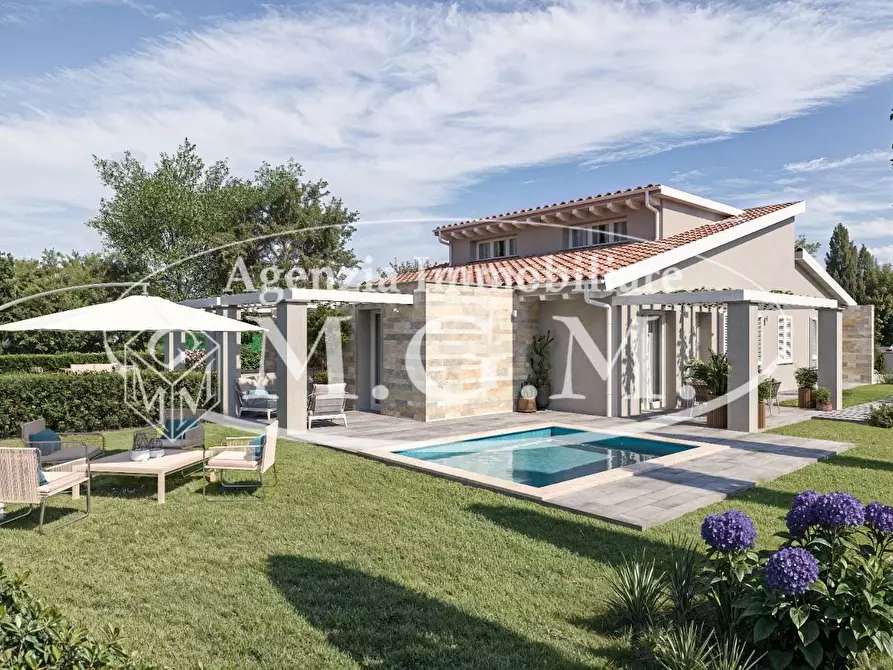 Immagine 2 di Villa in vendita  a Calcinaia