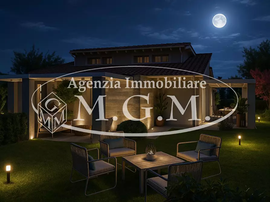 Immagine 25 di Villa in vendita  a Calcinaia