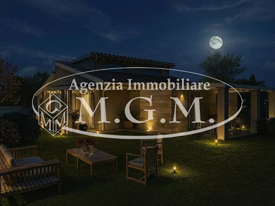 Immagine 23 di Villa in vendita  a Calcinaia