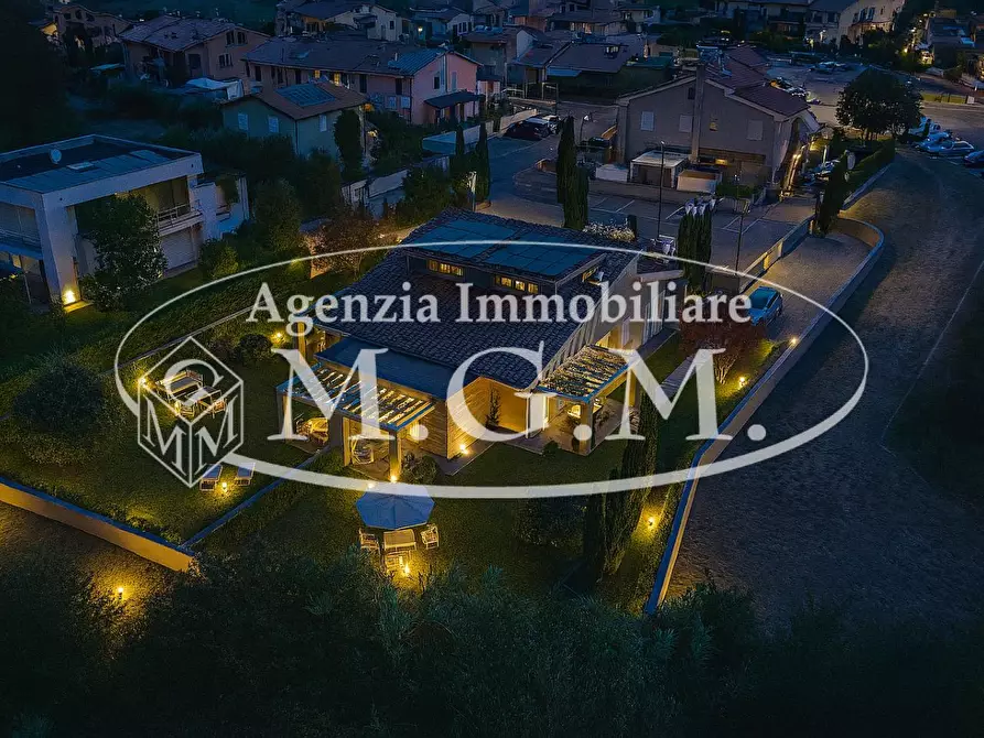 Immagine 28 di Villa in vendita  a Calcinaia