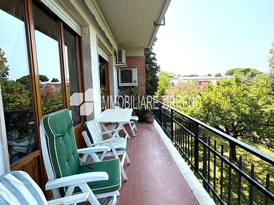 Immagine 23 di Appartamento in vendita  a Massa