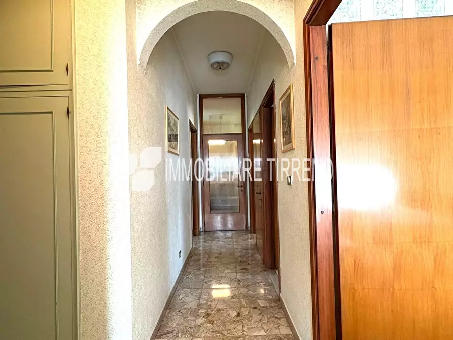 Immagine 16 di Appartamento in vendita  a Massa