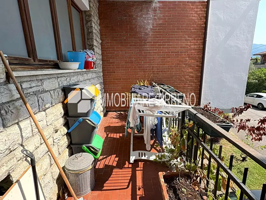 Immagine 9 di Appartamento in vendita  a Massa