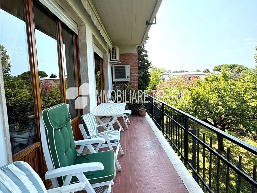 Immagine 6 di Appartamento in vendita  a Massa