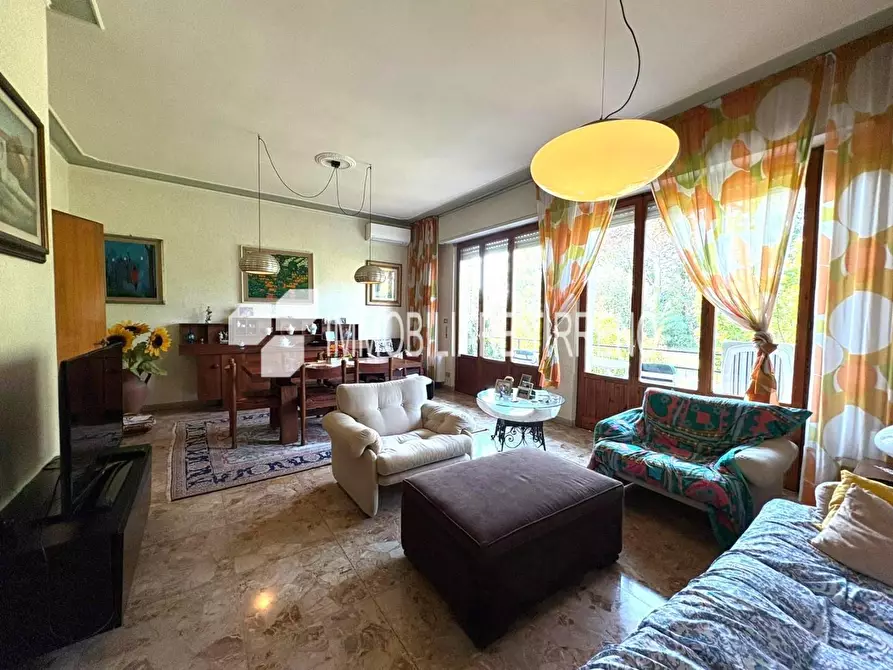 Immagine 22 di Appartamento in vendita  a Massa