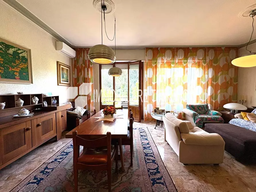 Immagine 5 di Appartamento in vendita  a Massa