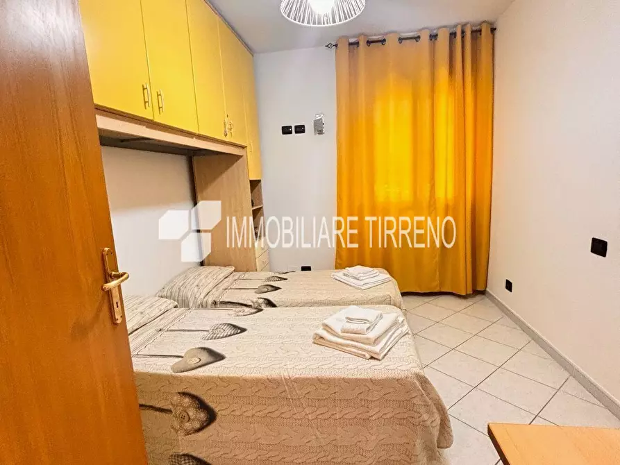 Immagine 10 di Appartamento in vendita  a Massa