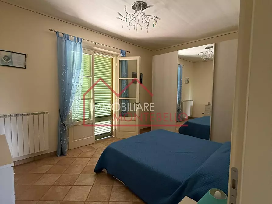 Immagine 27 di Villa in vendita  a Viareggio