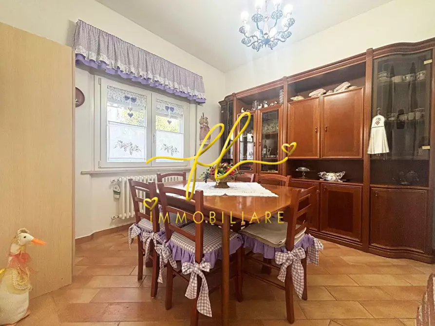 Immagine 11 di Villa in vendita  a Rosignano Marittimo