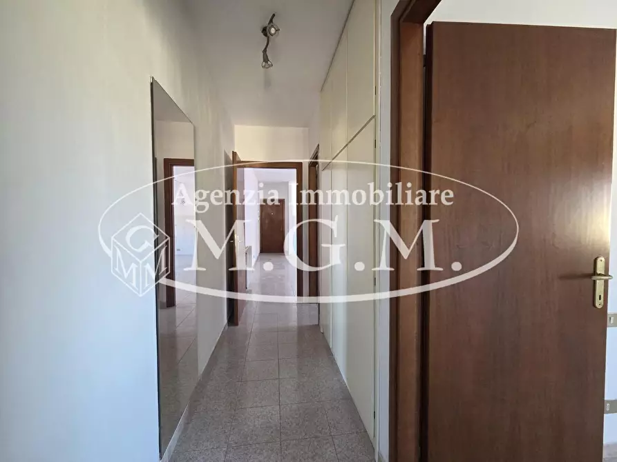 Immagine 10 di Appartamento in vendita  a Santa Maria A Monte