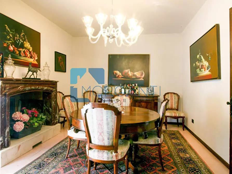 Immagine 15 di Villa in vendita  a Pietrasanta