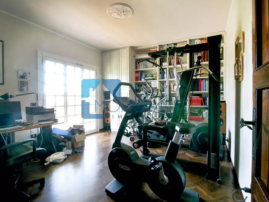 Immagine 33 di Villa in vendita  a Pietrasanta