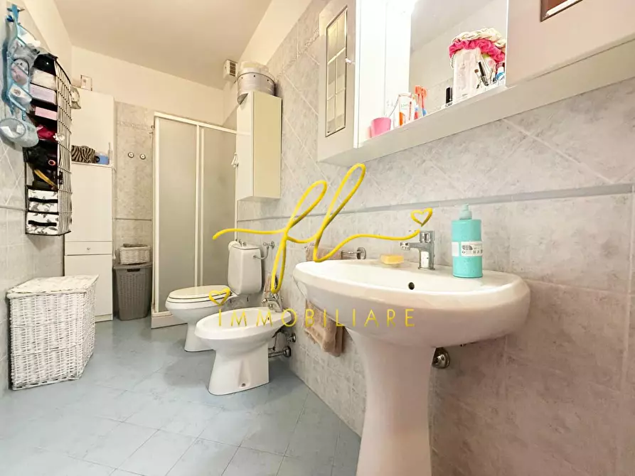 Immagine 20 di Appartamento in vendita  a Cecina