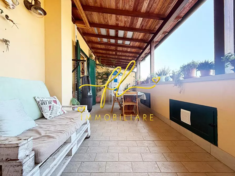 Immagine 8 di Appartamento in vendita  a Cecina