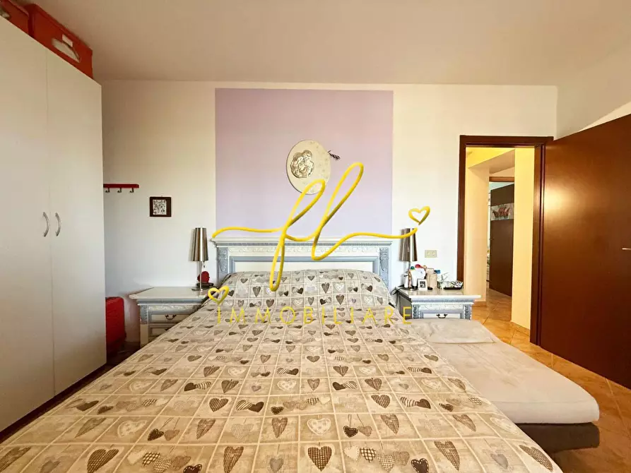 Immagine 15 di Appartamento in vendita  a Cecina