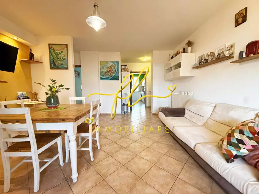 Immagine 6 di Appartamento in vendita  a Cecina