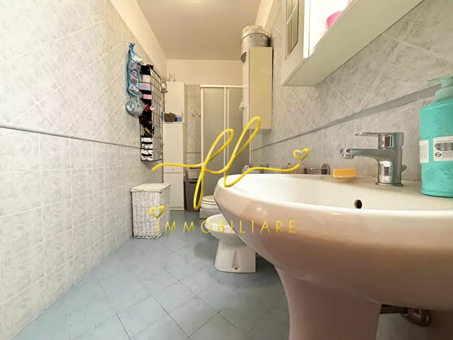 Immagine 22 di Appartamento in vendita  a Cecina