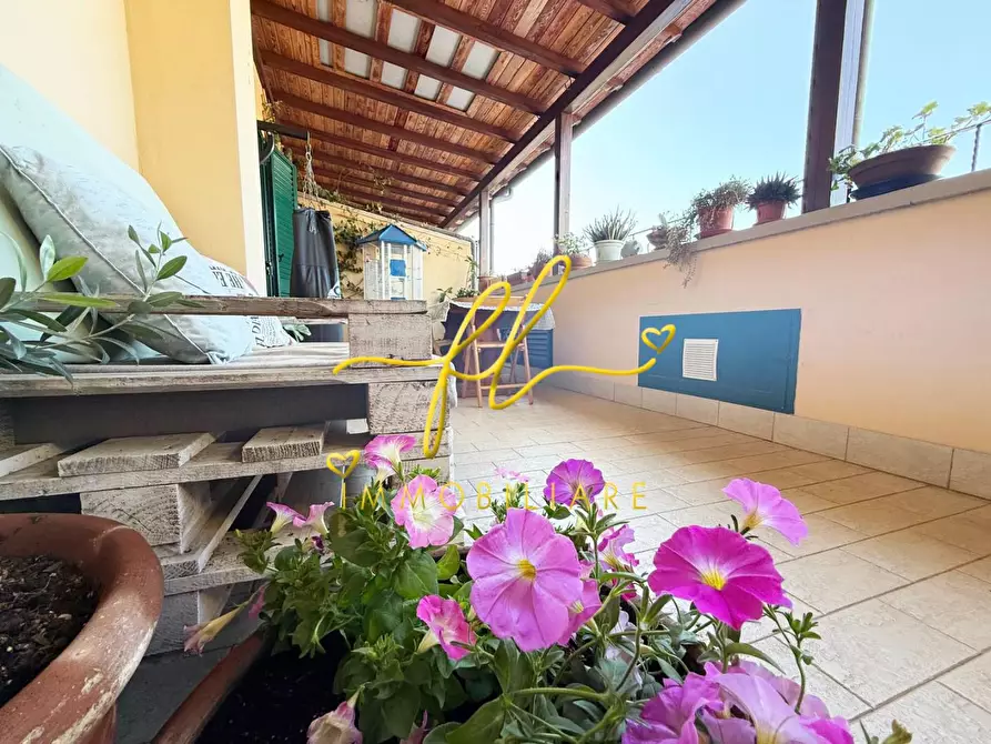 Immagine 3 di Appartamento in vendita  a Cecina