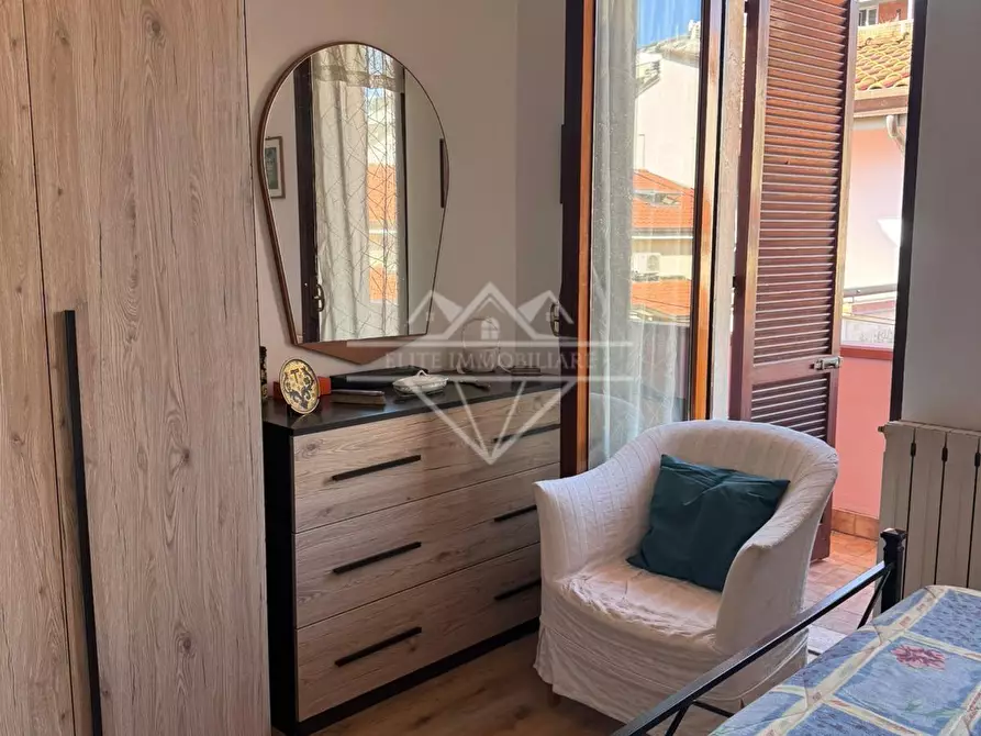 Immagine 14 di Villetta a schiera in vendita  a Carrara