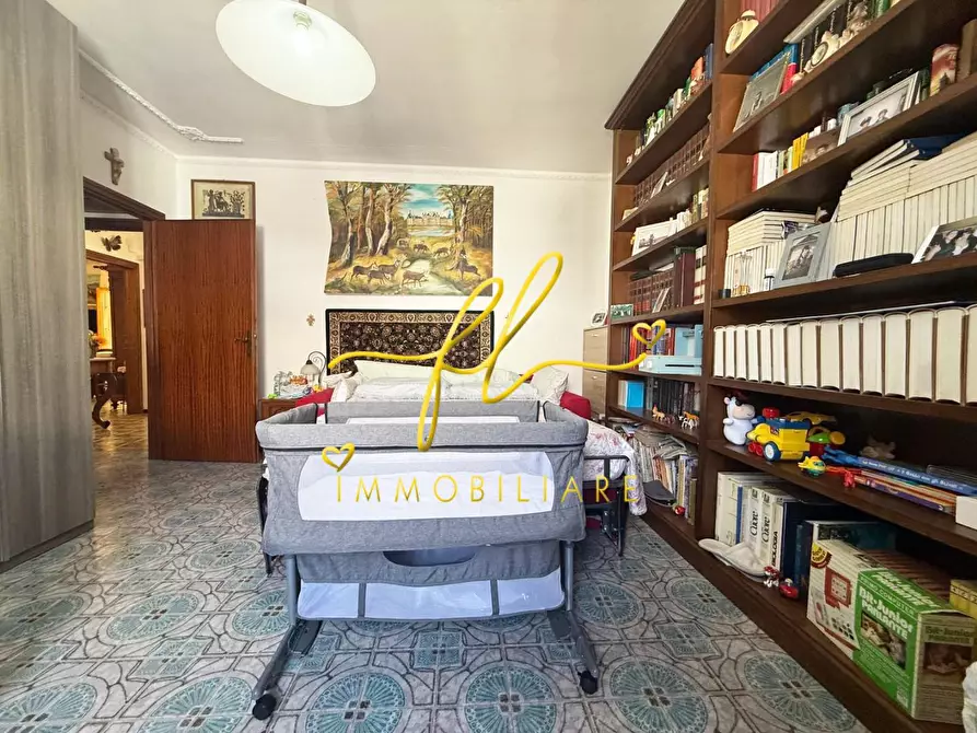 Immagine 11 di Appartamento in vendita  a Cecina