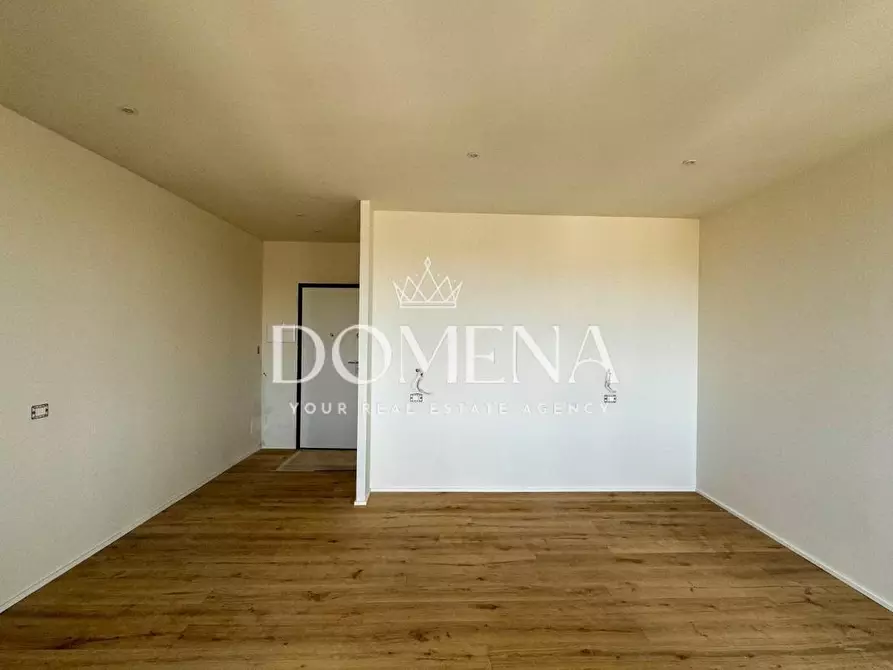 Immagine 3 di Appartamento in vendita  a Siena