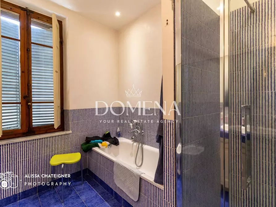 Immagine 31 di Villa in vendita  a Siena