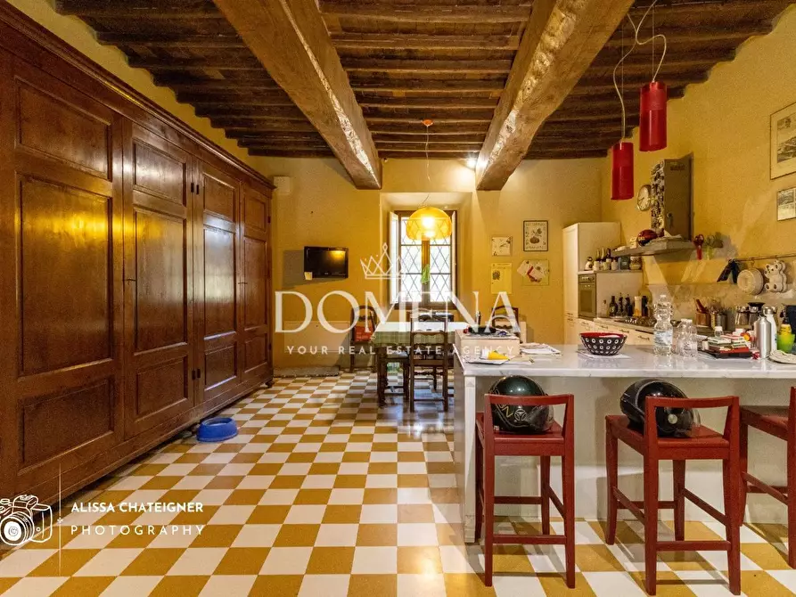 Immagine 10 di Villa in vendita  a Siena