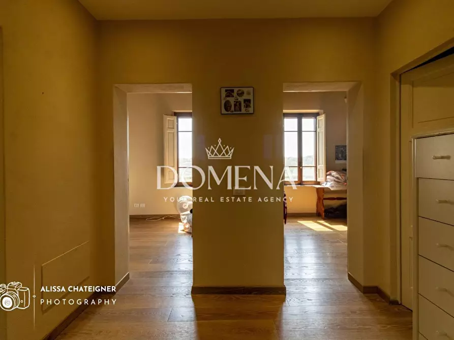 Immagine 26 di Villa in vendita  a Siena