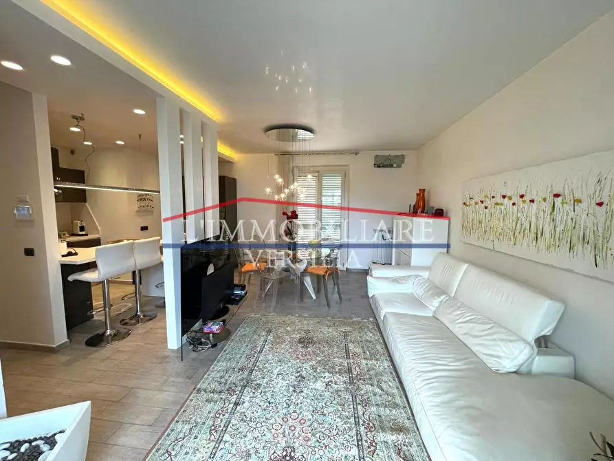 Immagine 22 di Casa bifamiliare in vendita  a Montignoso