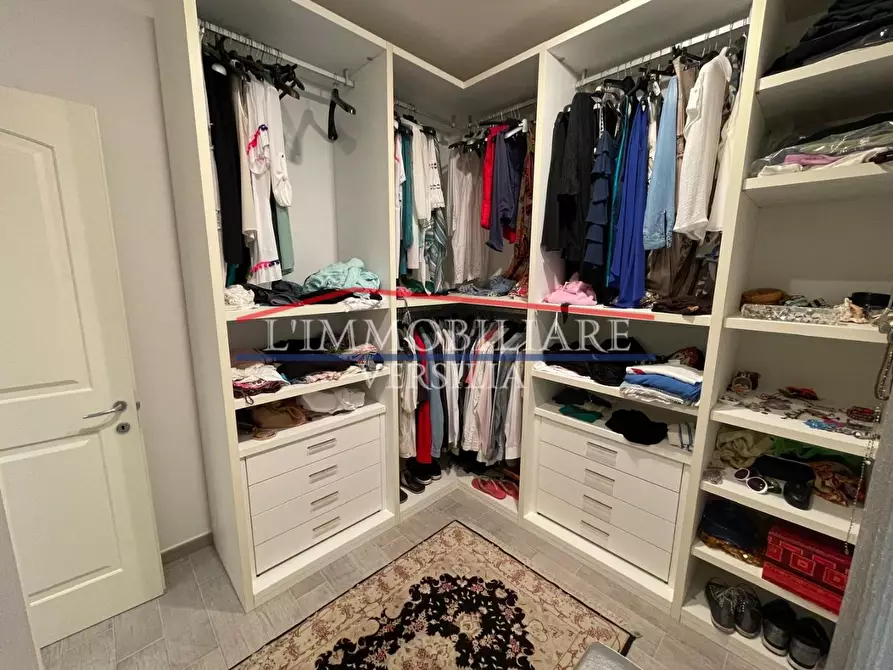 Immagine 45 di Casa bifamiliare in vendita  a Montignoso