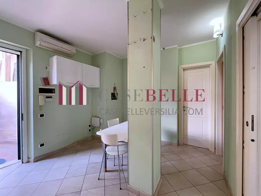 Immagine 5 di Appartamento in vendita  a Camaiore