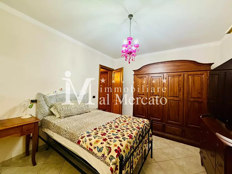 Immagine 32 di Villa in vendita  a Viareggio