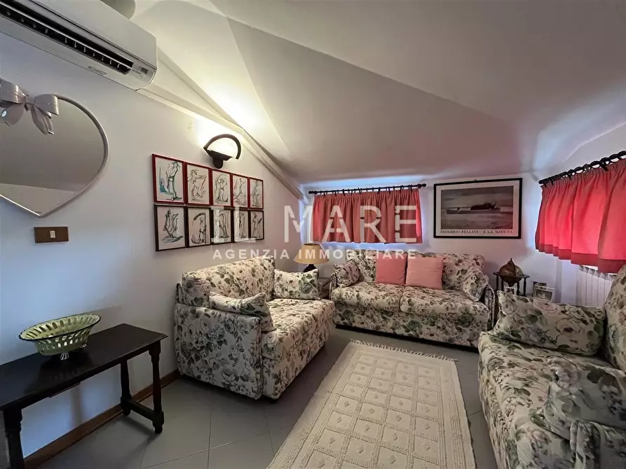 Immagine 15 di Appartamento in vendita  a Massa