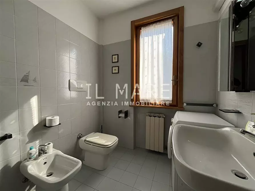 Immagine 20 di Appartamento in vendita  a Massa