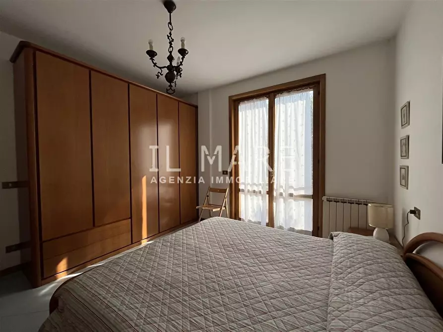 Immagine 13 di Appartamento in vendita  a Massa